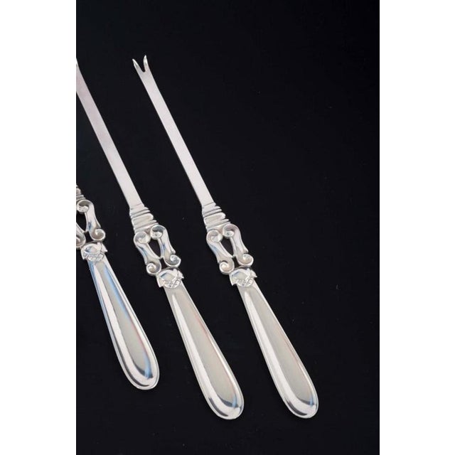 Georg Jensen 4 lobster forks, “Acorn / Konge”. Sterling silver, 1944-1951. Elegant lobster forks in the classic “Acorn /...