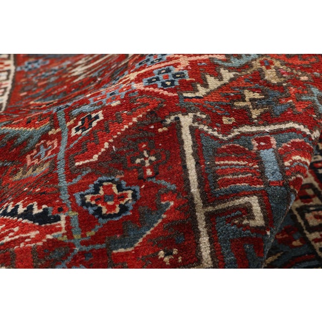 Late 19th Century Persian Heriz Rug, 04'06 X 12'01 For Sale In Dallas - Image 6 of 10
