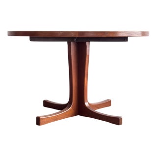 Mid-Century Modern Danish Round Teak Dining Table with Extensions For Sale