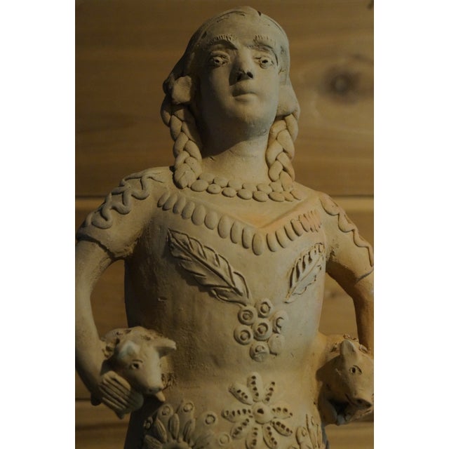 1970s 1970s Mexican Teodora Blanco Nunez Style Folk Art Pottery Woman For Sale - Image 5 of 11