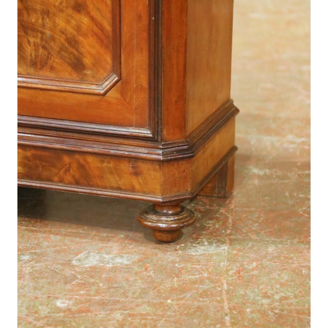 Pair of 19th Century French Louis Philippe Mahogany Marble-Top Nightstands For Sale - Image 11 of 12
