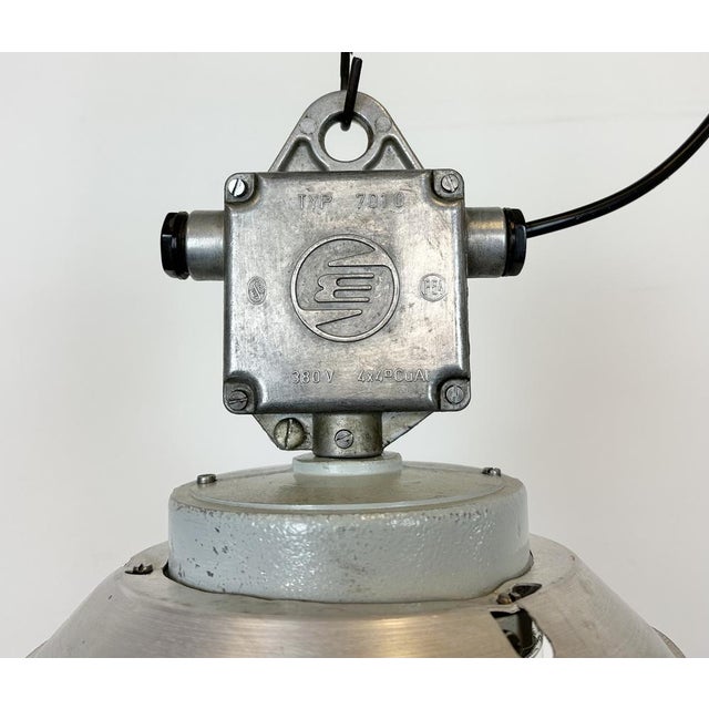 Industrial Industrial Aluminium Light with Clear Glass Cover from Elektrosvit, 1970s For Sale - Image 3 of 15