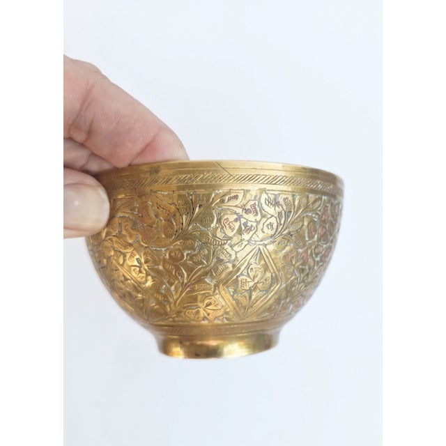 1970s Vintage Hand-Etched Brass Floral Catchall Bowl - Made in India For Sale - Image 5 of 5