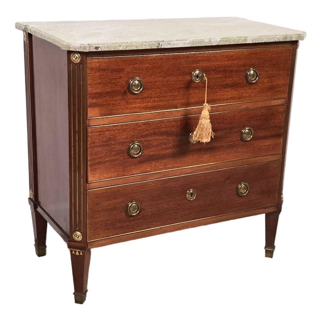 Neoclassical Chest of Drawers, Sweden Circa 1920 For Sale