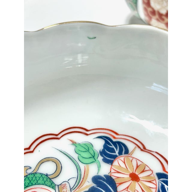 Vintage Imari Rice Bowls – Japanese Floral Vase Panel Design, Scalloped Rim - Set of 6 For Sale - Image 15 of 15