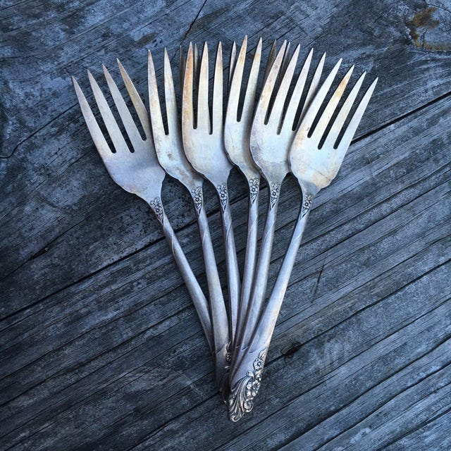 Community Silver Flatware Set of 24 Chairish