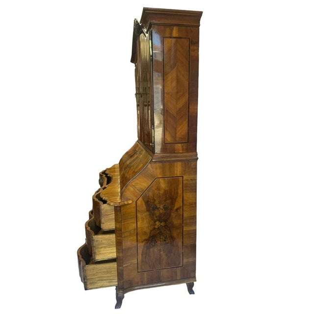 Wood Baroque Secretary in Walnut Inlaid, Baden - Würtemberg, 1740s For Sale - Image 7 of 8