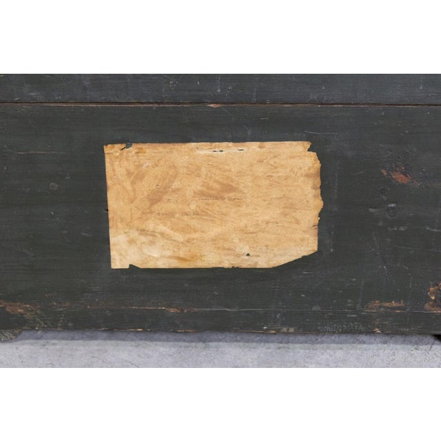 Case belonging to a Lieutenant of the 25th Assietta Artillery Regiment, early 1900s Completely made of fir wood with iron...