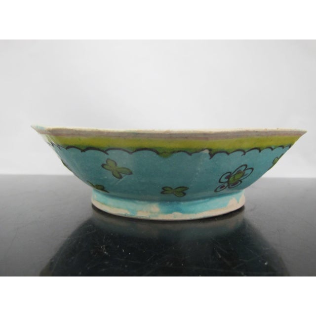 Chinese Chinese Tongzhi Turquoise Enamel Hand Painted Flower Octagonal Pottery Bowl For Sale - Image 3 of 11