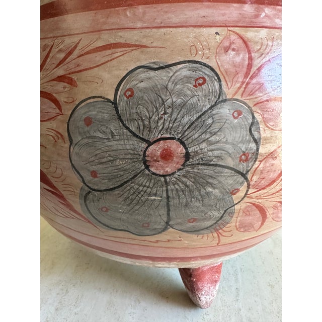 Vintage Tonalá Pottery Footed Planter – Hand-Painted Floral Design For Sale - Image 10 of 12