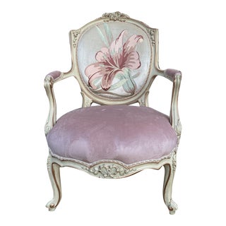 Neoclassic Color Louis XVI Style Arm Chair With Simple Design For Sale