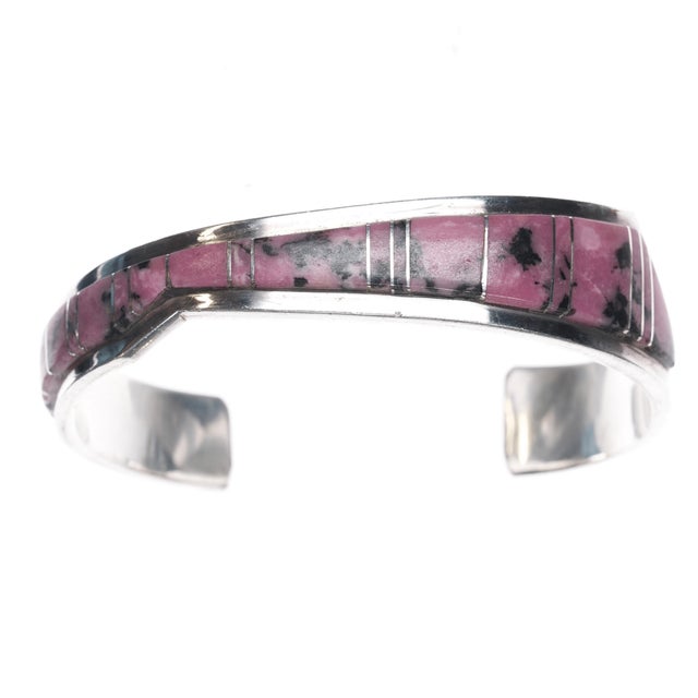 6 5/8" Earl Lee Navajo sterling Rhodonite channel inlay cuff bracelet For Sale - Image 4 of 11