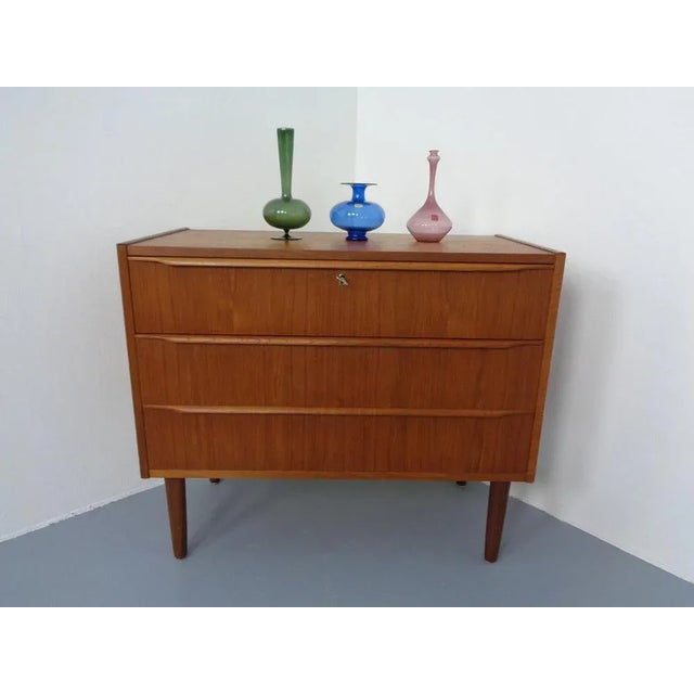 Blown Vases by Thuringian Glaskunst Lauscha, 1960, Set of 3 For Sale - Image 15 of 16