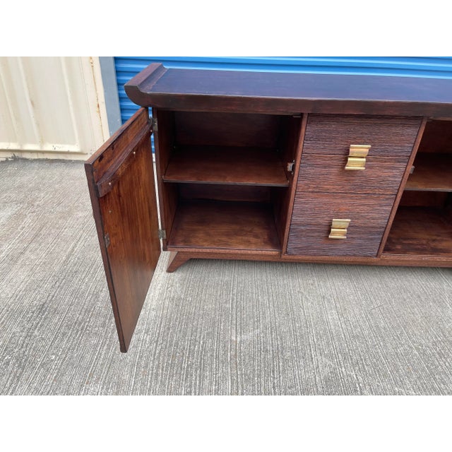 Paul Frankl for Brown Saltman Sideboard Buffet Mid Century Modern For Sale In San Francisco - Image 6 of 8
