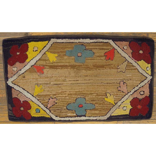 1920s Tan Camel Floral Folk Art Antique American Hooked Rug 1'10" X 3'3" Handknotted Wool Carpet For Sale - Image 4 of 5
