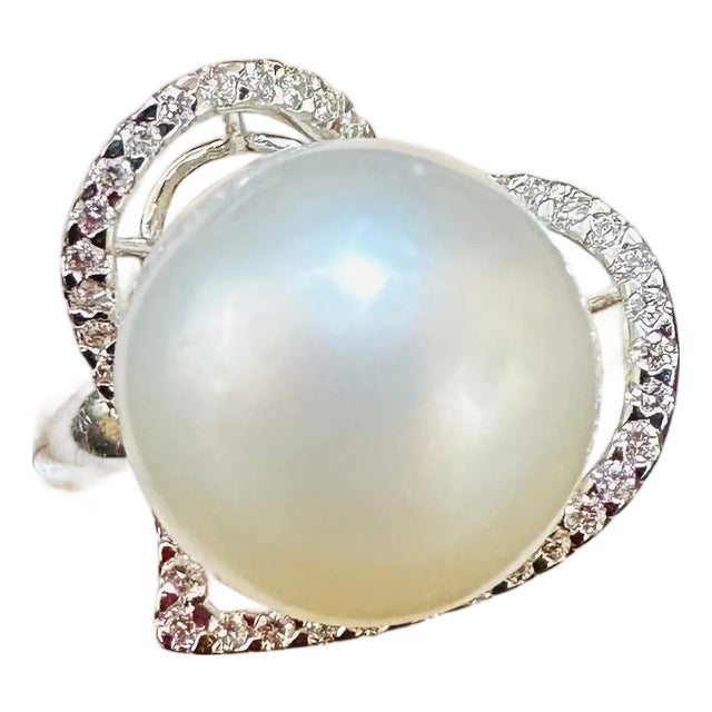 14MM Round White South Sea Pearl & Diamond Heart Ring , 18 K White Gold, Vintage For Sale
