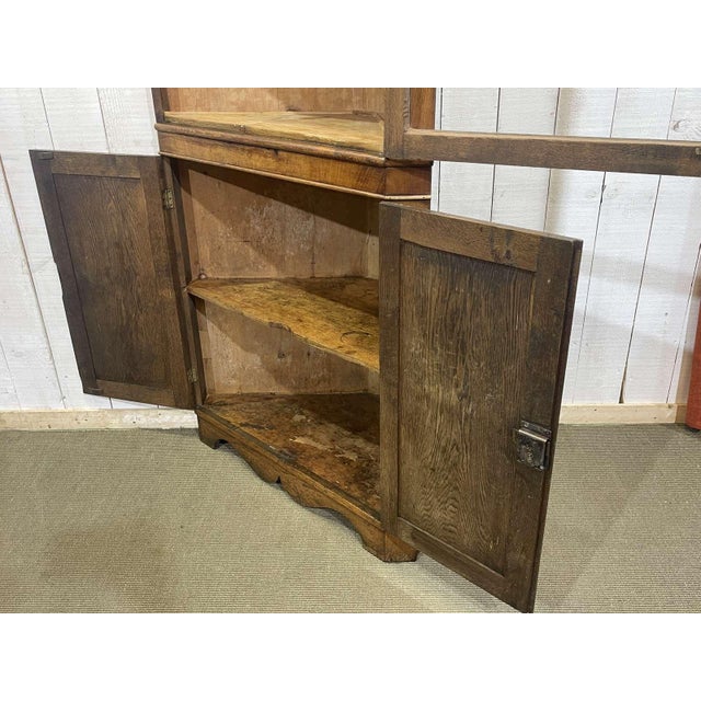 Brown 19th Century English Corner Cabinet in Oak, Mahogany, and Fir For Sale - Image 8 of 13