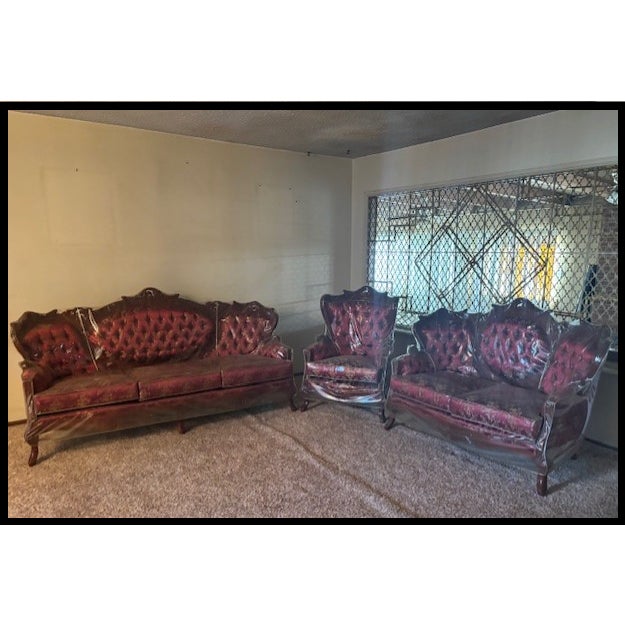 1960s French Provincial Living Room Set For Sale - Image 12 of 18
