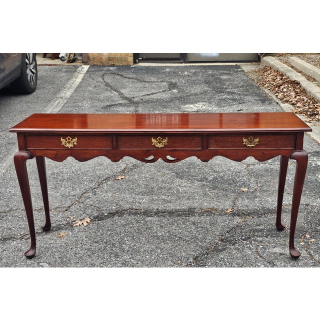 Southampton Furniture Queen Anne Style Mahogany Sofa Table / Hall Table For Sale In Washington DC - Image 6 of 11
