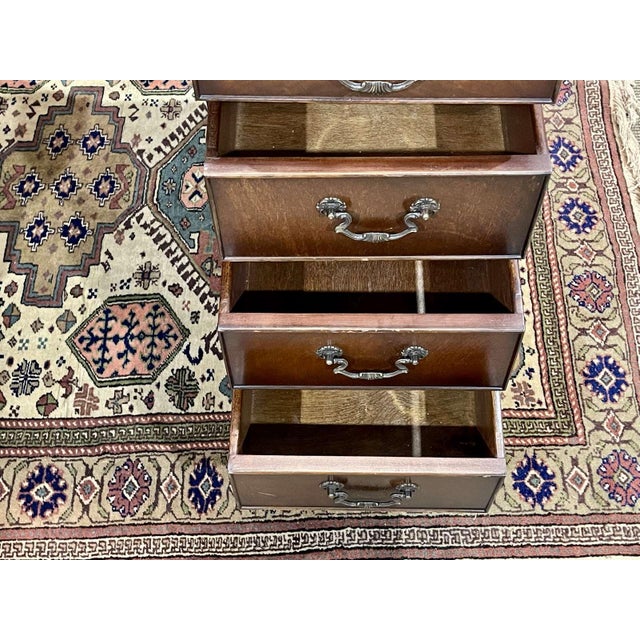 English Desk with Mahogany Pedestals and Leather Top, 1950s For Sale - Image 14 of 18