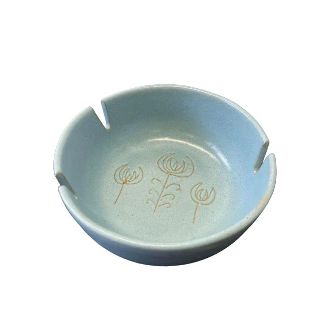 Mid-Century Modern Light Blue Ceramic Catchall Ashtray by Gordon and Jane Martz for Marshall Studios For Sale - Image 3 of 7