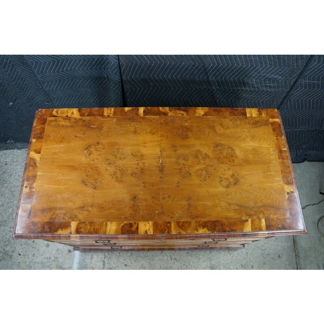 2 Antique English George II Style Oyster Burl Yew Bachelors Chest Dressers Pair For Sale - Image 12 of 18