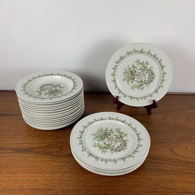 Deep Plates Model Trianon from Villeroy Et Boch, Set of 8 For Sale - Image 3 of 6