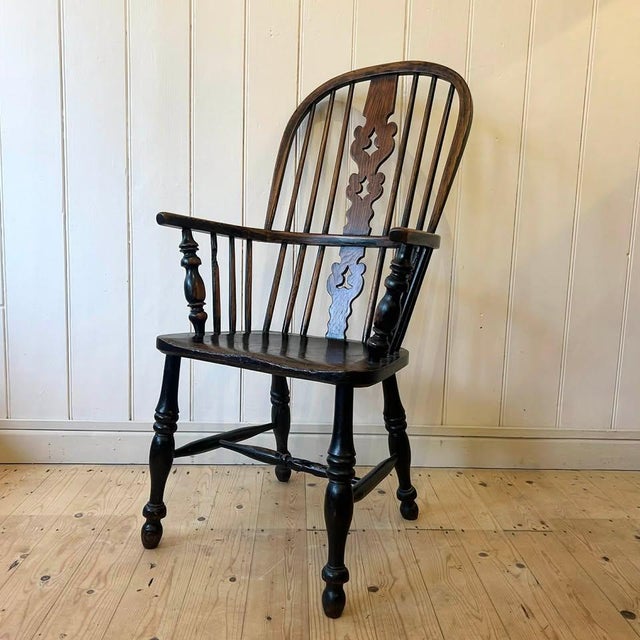 Brown Victorian Ebonised Elm and Ash Windsor Chair, 1860 For Sale - Image 8 of 8