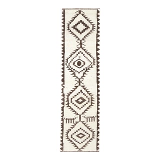 1970s Vintage Turkish Oushak Handmade Wool Cotton White Runner Rug For Sale