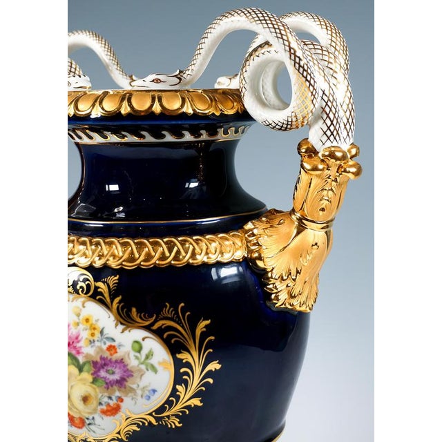 1990s 20th Century Snake Handle Vase Cobalt with Flower Painting and Gilding from Meissen, 20th, 1992 For Sale - Image 5 of 7