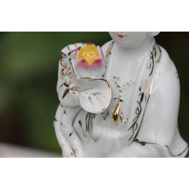 White 1960s Vintage Chinese Porcelain Figure of Guanyin For Sale - Image 8 of 13