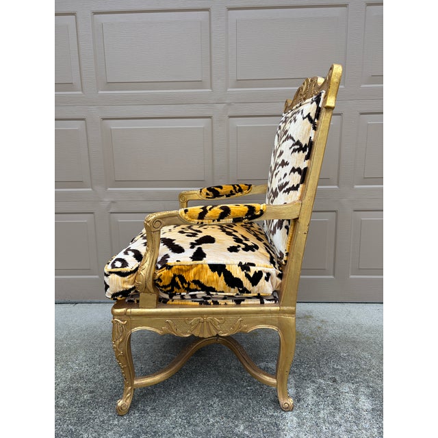 Antique French Regency Giltwood Fauteuil in Scalamandré “Le Tigre” Silk Velvet For Sale - Image 11 of 15