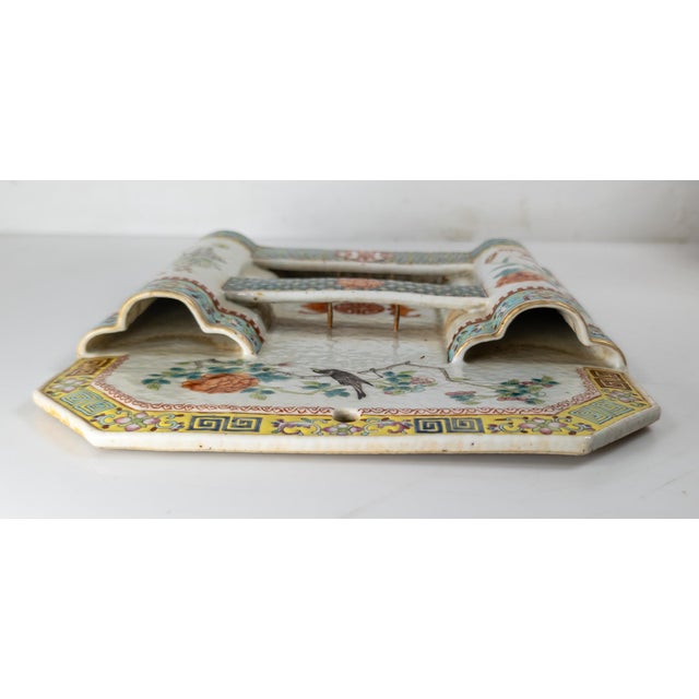 19th Century Chinese Porcelain Famille Rose Wall Plaque Vase for Pens or Brushes For Sale - Image 10 of 15