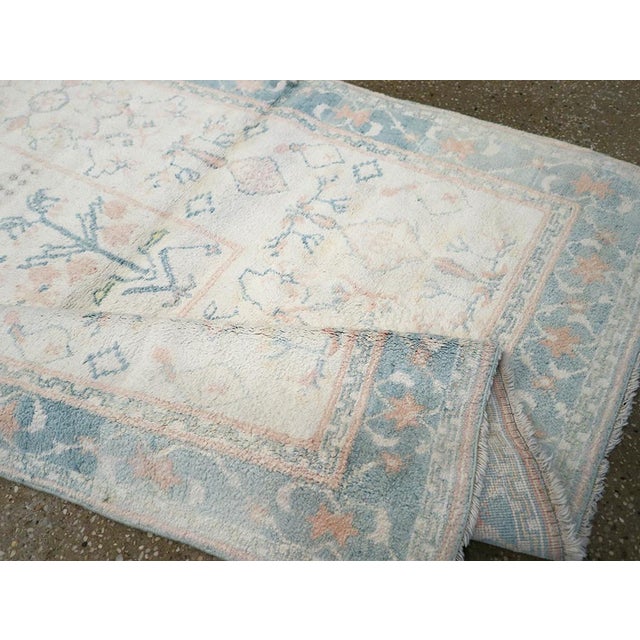 Textile Galerie Shabab Collection Mid-20th Century Indian Cotton Agra Accent Rug For Sale - Image 7 of 8