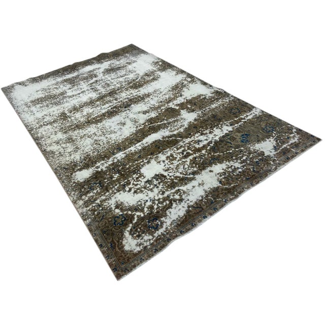 Vintage Middle Eastern Hand-Knotted Rug For Sale - Image 3 of 6