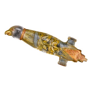 18th Century Mughal Ottoman Solid Rock Crystal Carved Bird Dagger Handle With Rubies For Sale