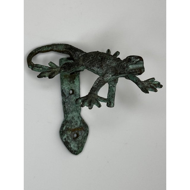 American Bronze Gecko Door Knocker, in the Manner of Oscar Bach, Circa 1915 For Sale - Image 10 of 18