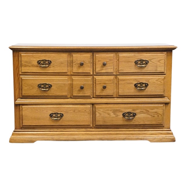 Broyhill Premier Early American Country Style Solid Oak 54" Double Dresser 6510-21 For Sale