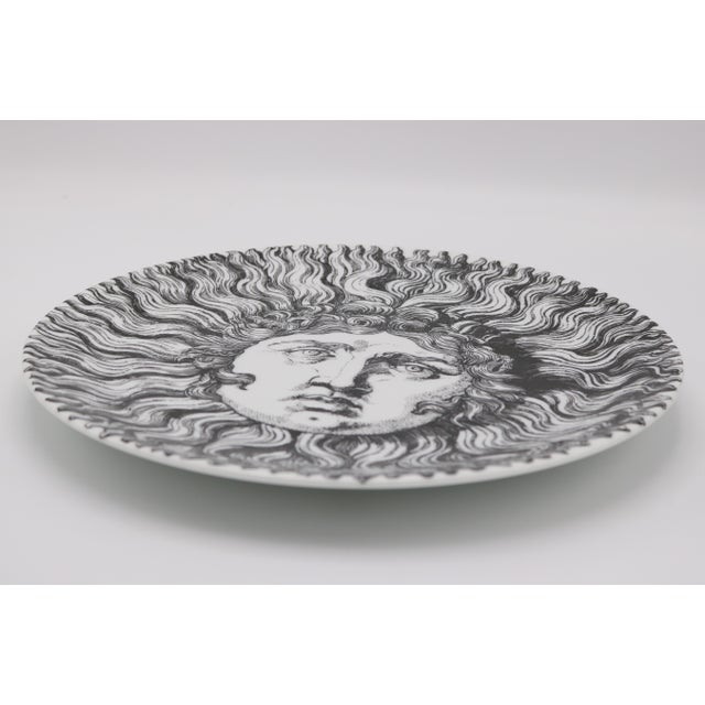 Barnaba Fornasetti 1990s Re Sole' Fornasetti Modernist Charger For Sale - Image 4 of 7