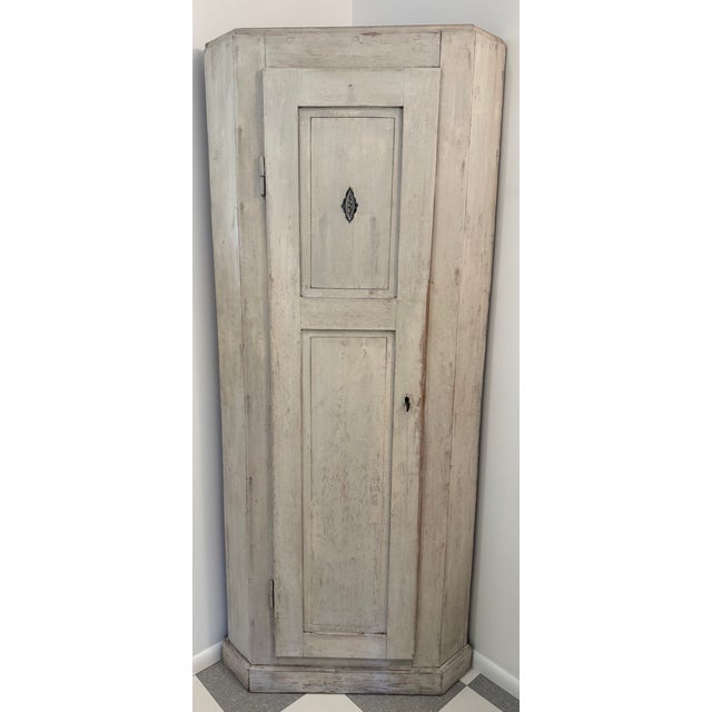 Early 19th-Century Gustavian Corner Cabinet For Sale In San Francisco - Image 6 of 6