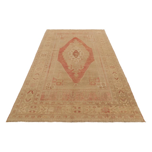 Traditional Vintage Turkish Rug in Pink With Medallion & Geometric Patterns From Rug & Kilim For Sale - Image 3 of 7