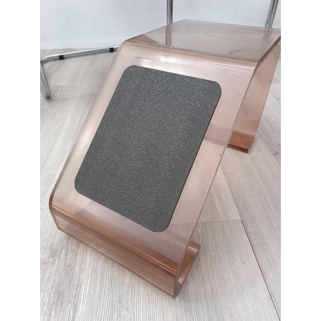 Magnificent footrest by Michel Dumas for Roche Bobois. France, 1970s. A rare piece by this fabulous designer. Structure in...