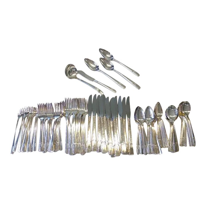 Art Deco 87 Piece Grenoble 1938 Heirloom Oneida Silverplate Flatware