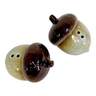 Vintage Rustic European Arts & Crafts Acorn Salt & Pepper Shakers - A Pair, Thanksgiving. For Sale