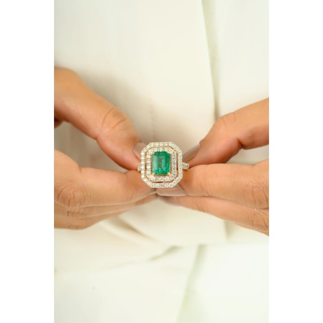 Art Deco 18k Gold Emerald & Diamond Art Deco Style Engagement Ring Size 8 For Sale - Image 3 of 11