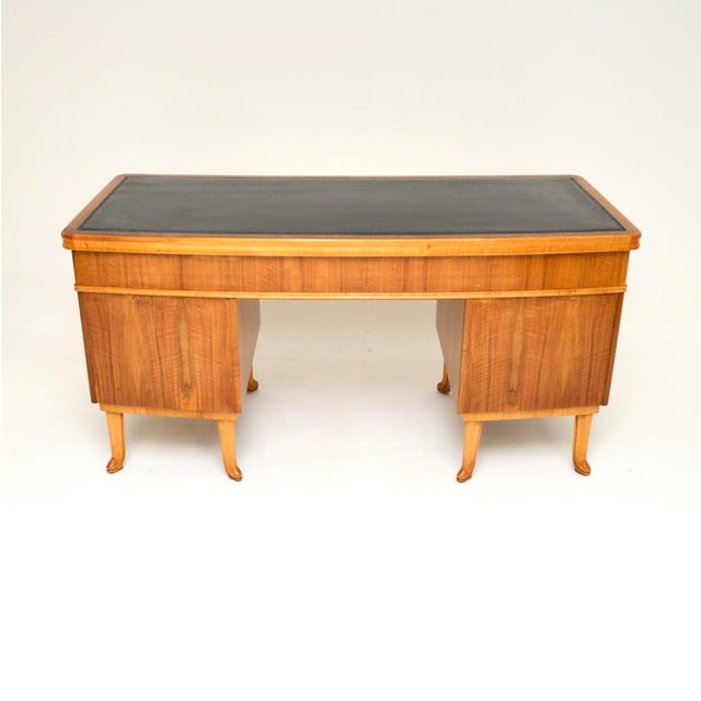 1950s Vintage Walnut Pedestal Desk from Laszlo Hoenig, 1950s For Sale - Image 5 of 11