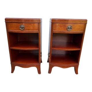 Early 20th Century Pair Federal Style Mahogany Tall Nightstands Bedside Tables For Sale