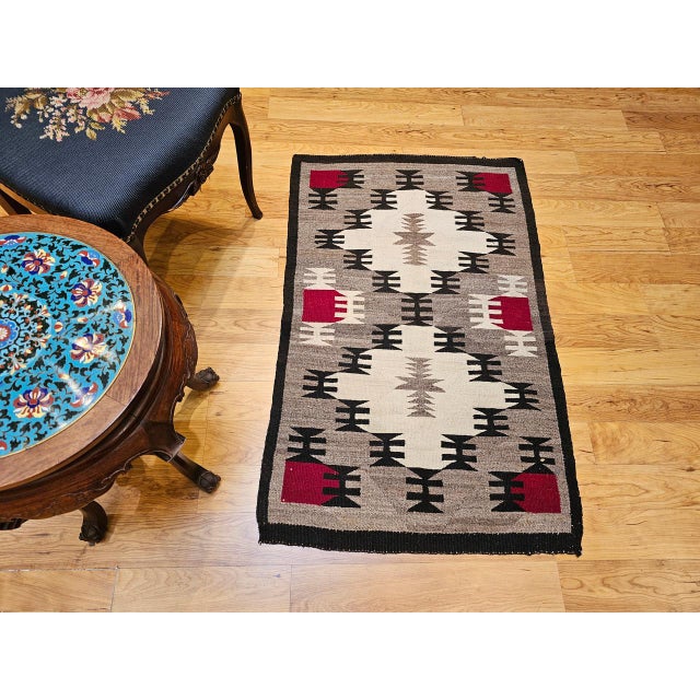 Vintage Native American Navajo Rug, Handwoven Wool, Allover Pattern, Ivory & Gray, 3x4 For Sale - Image 4 of 13