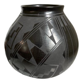 Example of Native American Vases