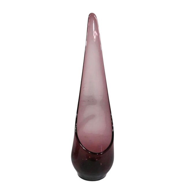 Mid 20th Century Pair of Mid 20th Century Purple Viking Glass Company Taperglow Glass Candlesticks For Sale - Image 5 of 11
